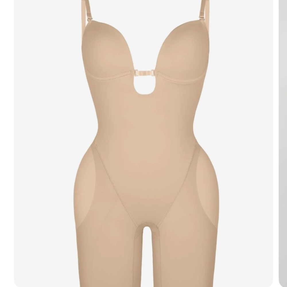 BODYSHAPER WITH LOW BACK AND REMOVABLE PADS- Bella fit-NEW with tag (never worn)